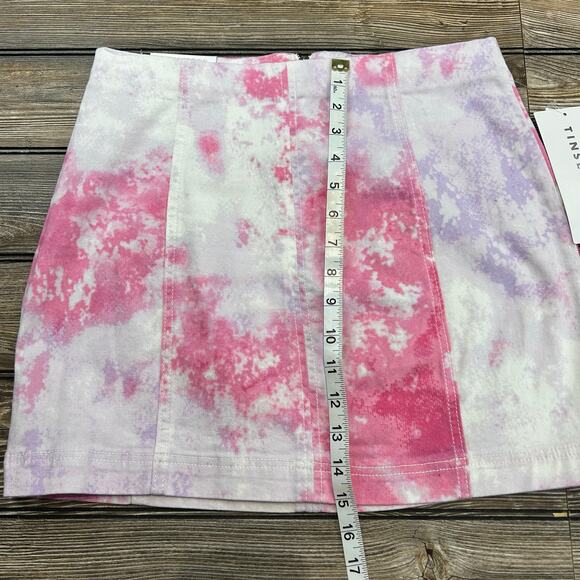 Tie Dye Mini Skirt Medium - Picture 5 of 6